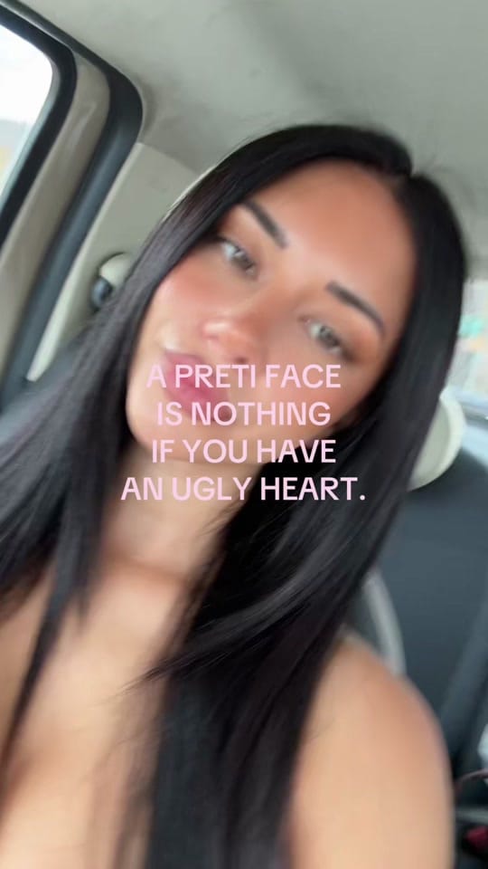 Post 4 by Lorena on TikTok (video)