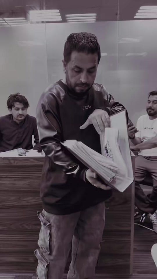 Post 4 by Sameer balushi-90 on TikTok (video)