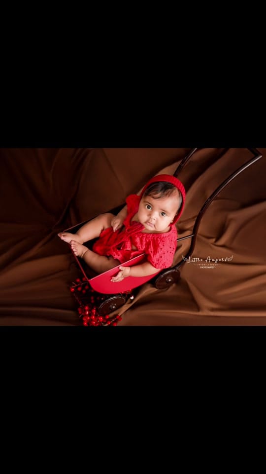 Post 1 by Little angels infant studio on TikTok (video)