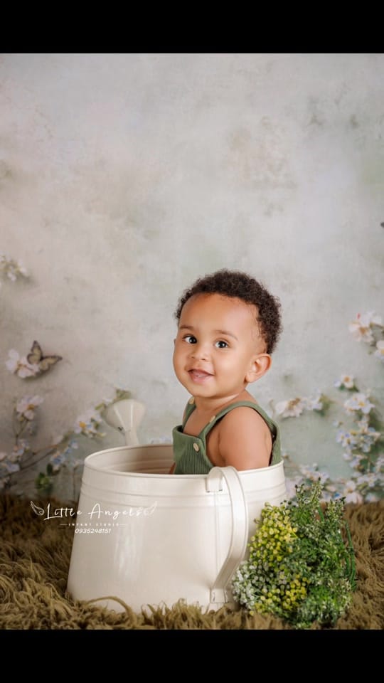 Post 6 by Little angels infant studio on TikTok (video)
