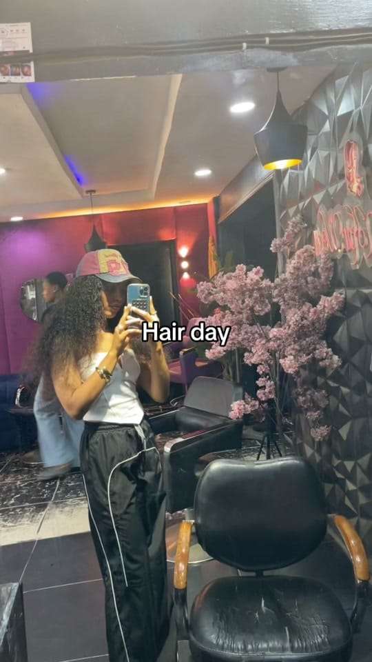 Post 5 by Ola💙 on TikTok (video)