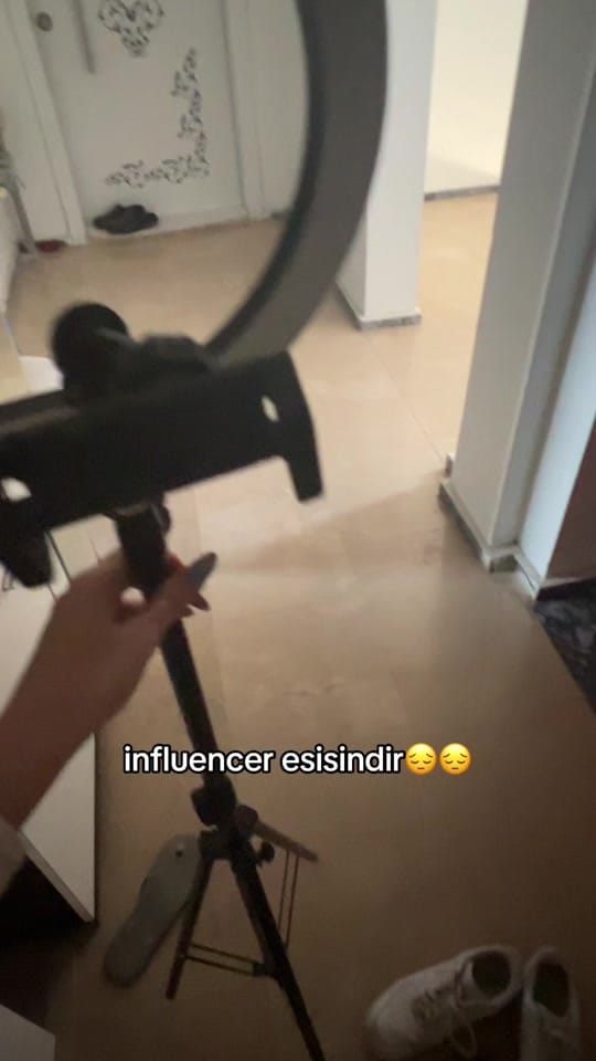 Post 7 by neslypizza🪬 on TikTok (video)