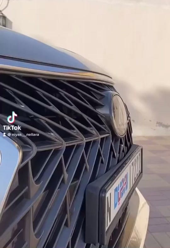 Post 10 by Niyas__nellara on TikTok (video)