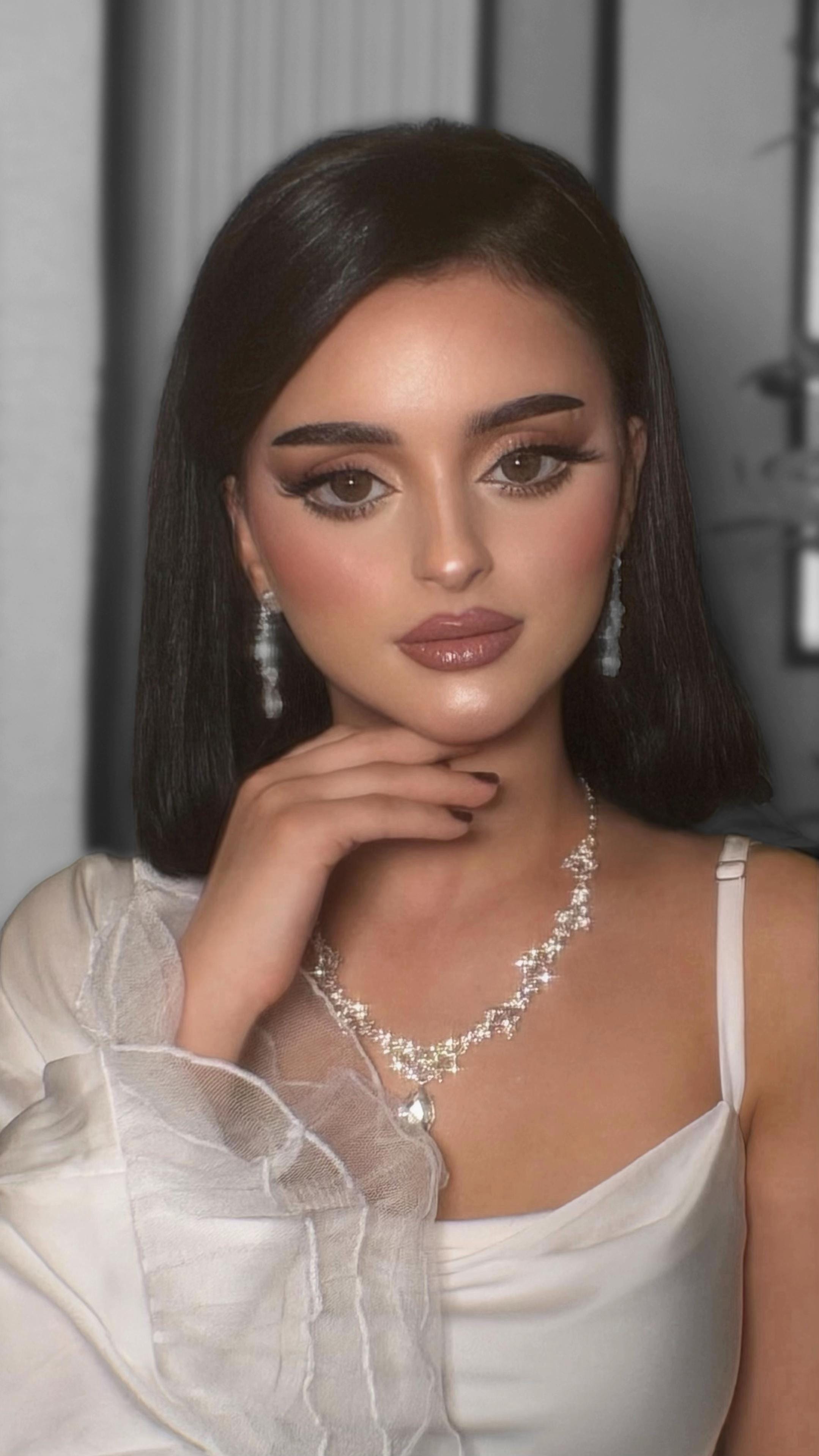 Post 4 by LAYAN MUA on TikTok (video)