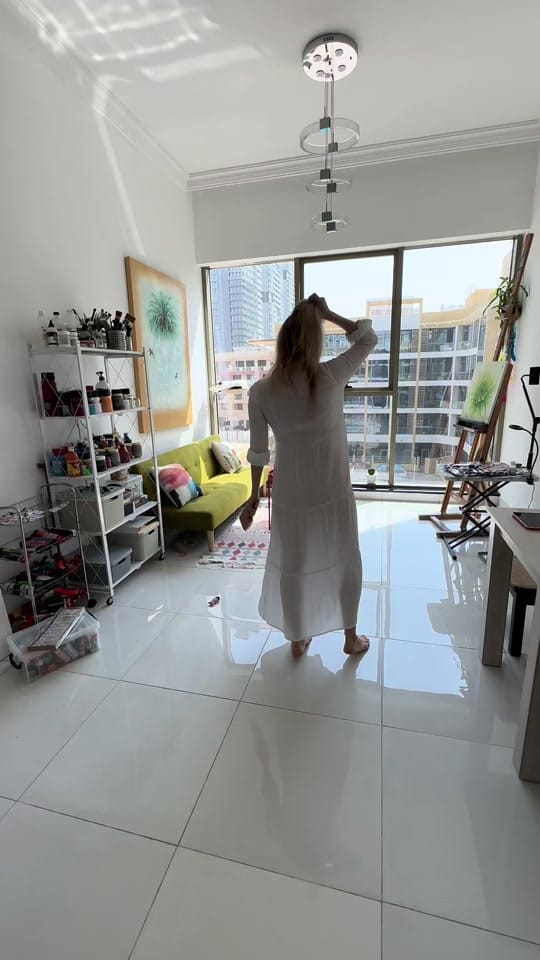 Post 8 by Maria Kova on TikTok (video)