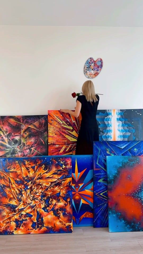 Post 5 by Maria Kova on TikTok (video)