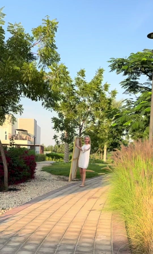 Post 2 by Maria Kova on TikTok (video)