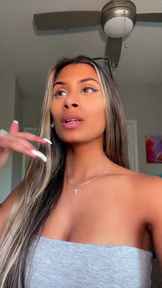Post 4 by Miilo | Painter & Creator🎨✨ on TikTok (video)