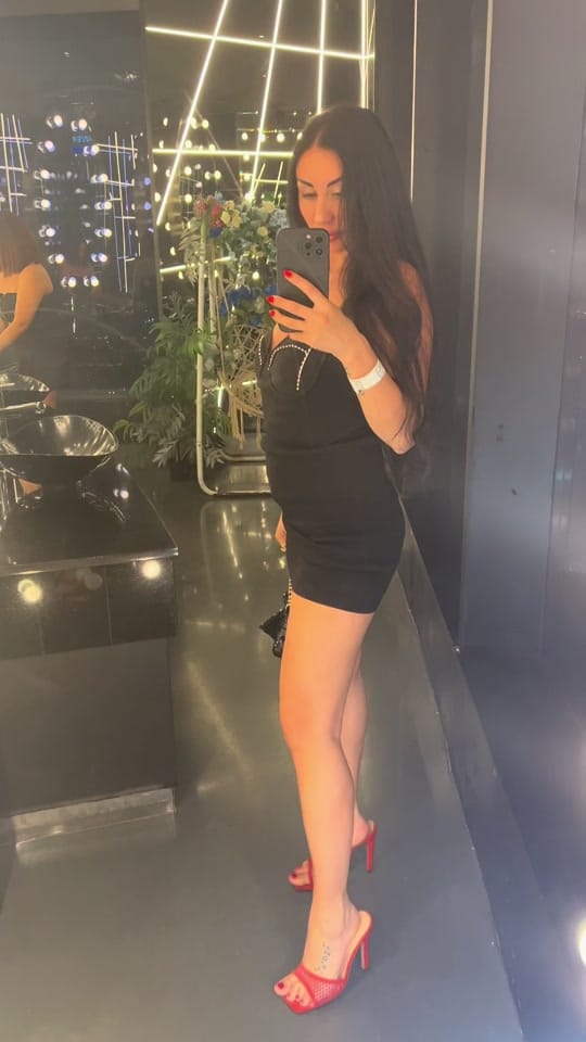 Post 6 by ladydiqueen88 on TikTok (video)