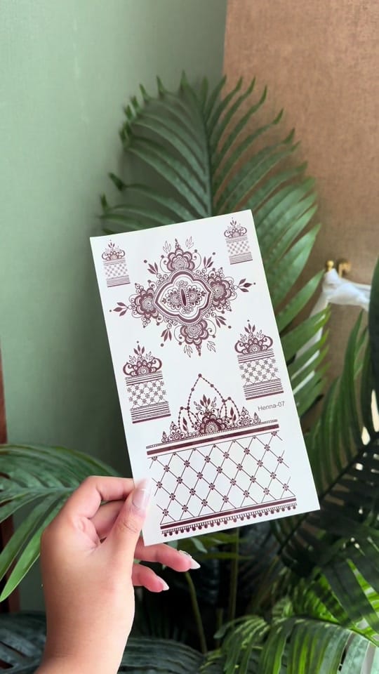 Post 10 by thehennaartist.ae on TikTok (video)
