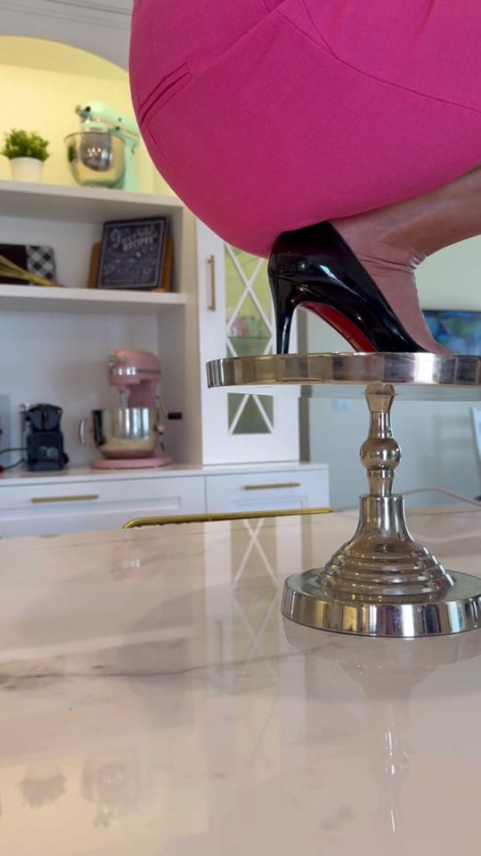 Post 2 by Creemdubai on TikTok (video)