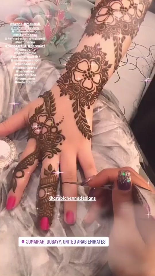 Post 1 by Dubai Henna Artist ✨ on TikTok (video)