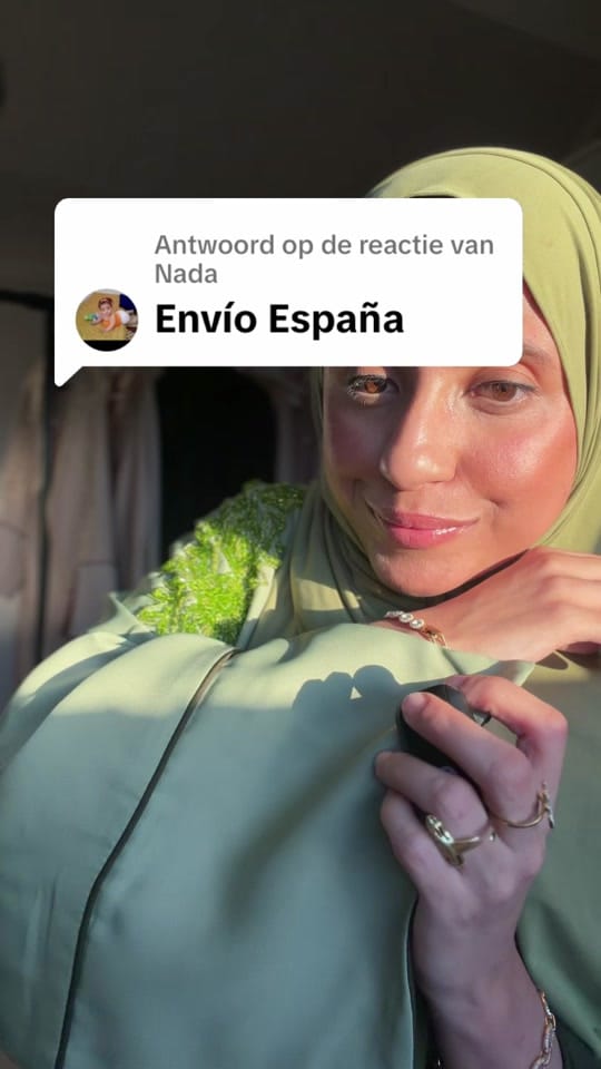 Post 6 by Nouch - Handmade abaya’s ✨✨✨✨ on TikTok (video)
