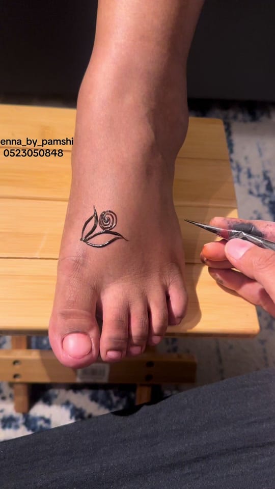 Post 9 by Dubai Henna Artist🇦🇪 on TikTok (video)