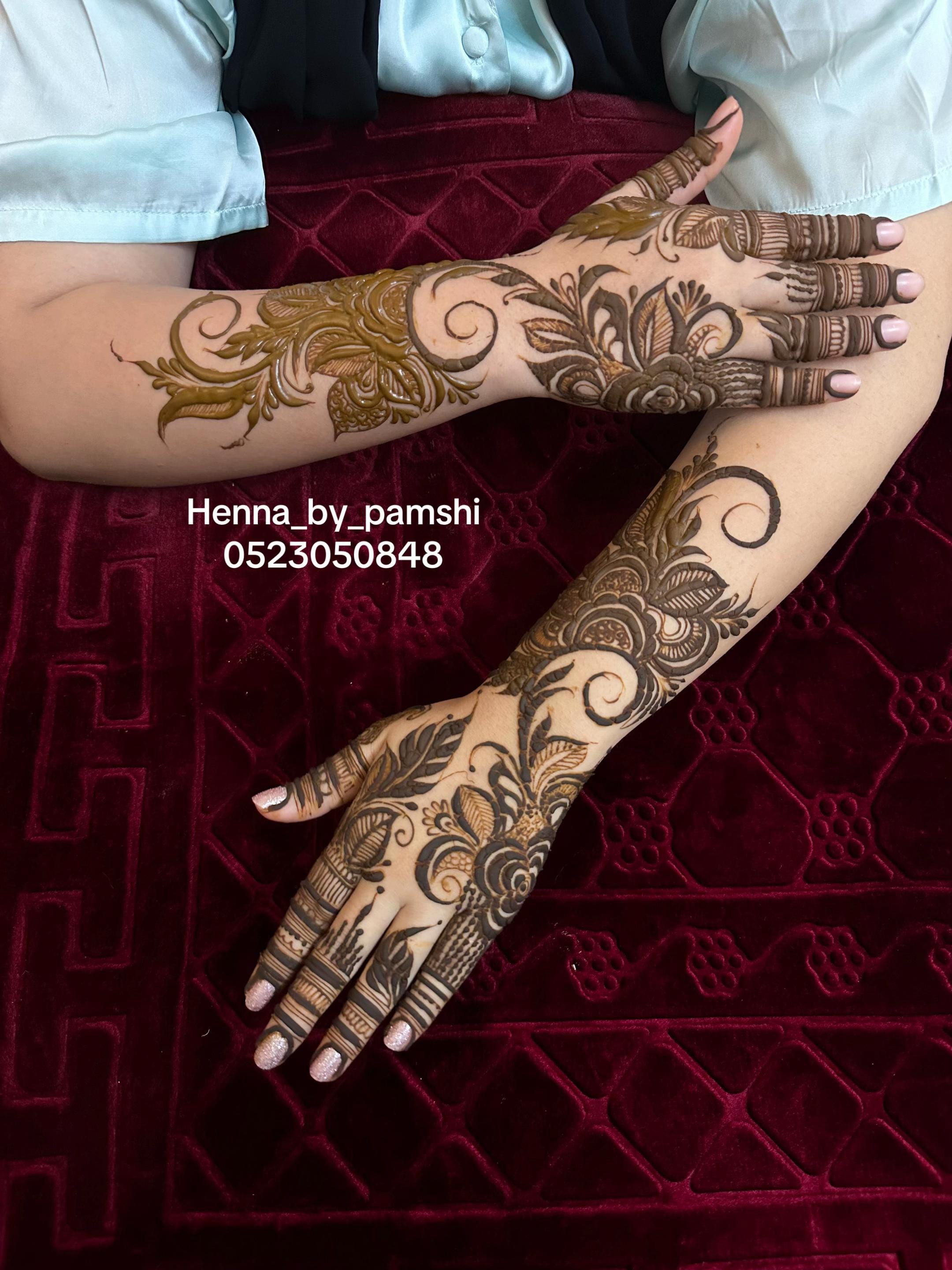 Post 3 by Dubai Henna Artist🇦🇪 on TikTok (video)