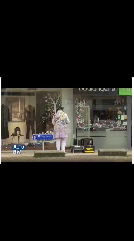 Post 10 by ART HUGO GALLERY on TikTok (video)