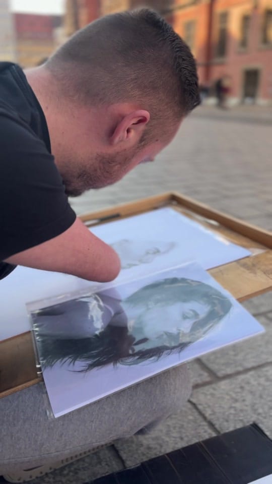 Post 2 by mariuszkedzierski on TikTok (video)