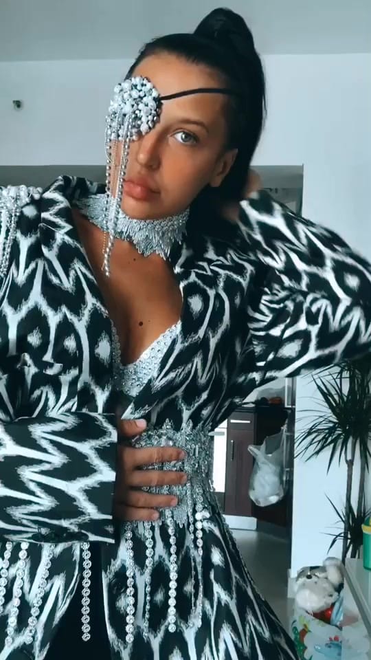 Post 4 by @kardanshyan_dxb on TikTok (video)