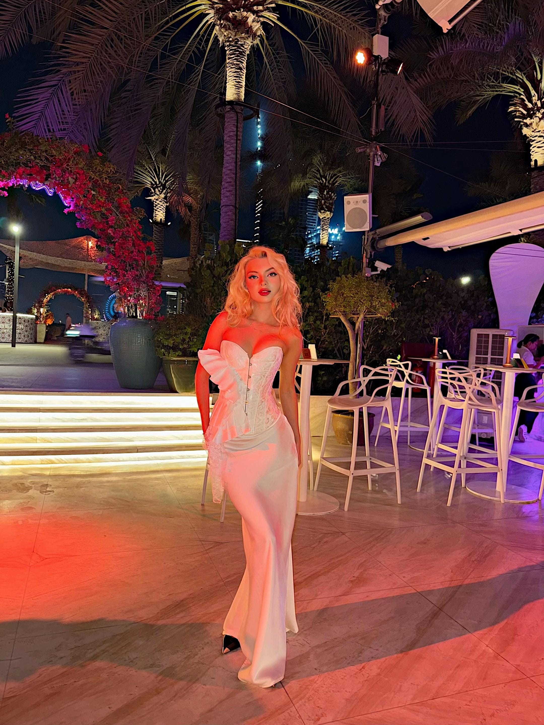 Post 9 by 🇦🇪Maryam مريم🇺🇿 on TikTok (video)