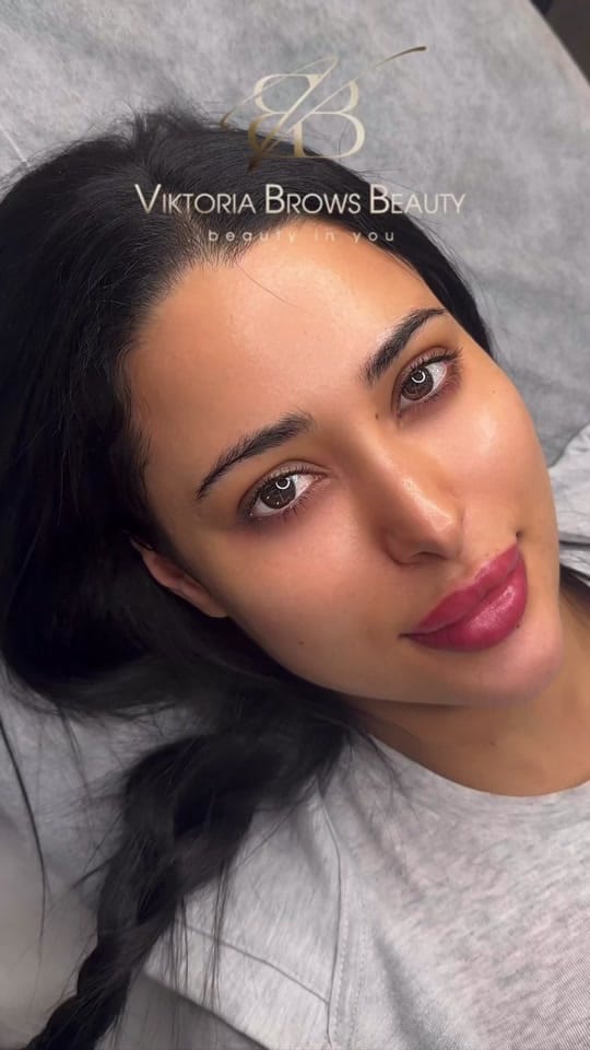 Post 6 by Viktoria Brows Beauty Dubai on TikTok (video)