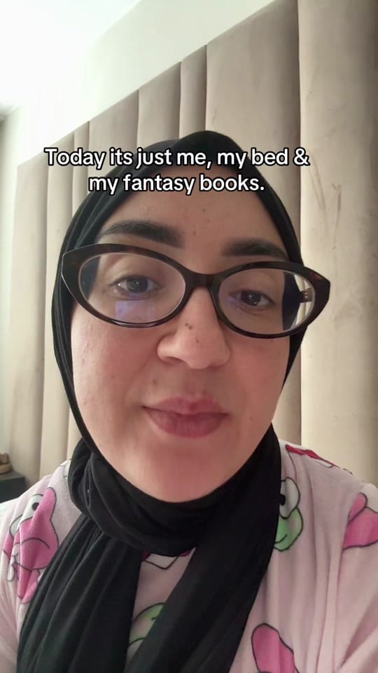Post 10 by Zakia Picolina on TikTok (video)