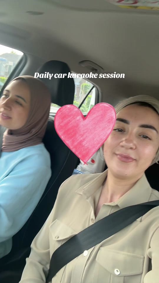 Post 7 by Zakia Picolina on TikTok (video)