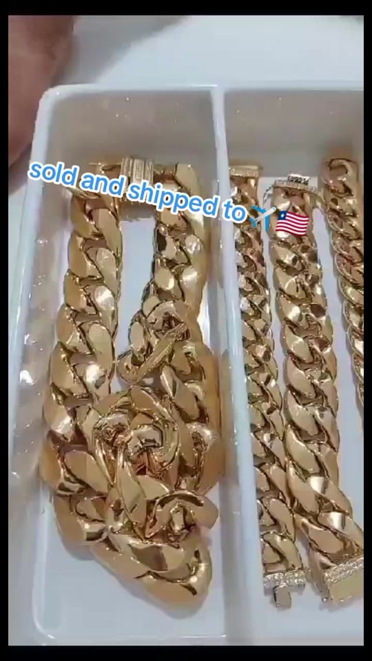 Post 10 by Duke's dazzling gold & Abaya on TikTok (video)