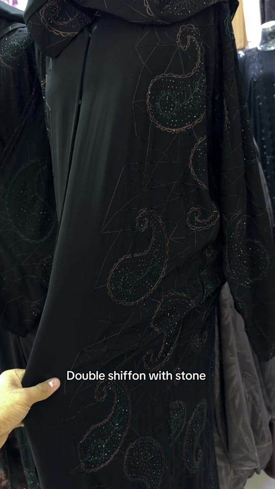 Post 2 by SHAMS AL ARAB ABAYA🛍️ on TikTok (video)