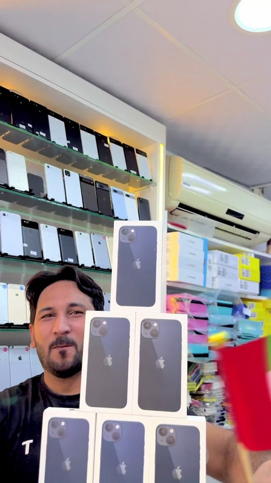 Post 8 by Zeeshan Waheed on TikTok (video)