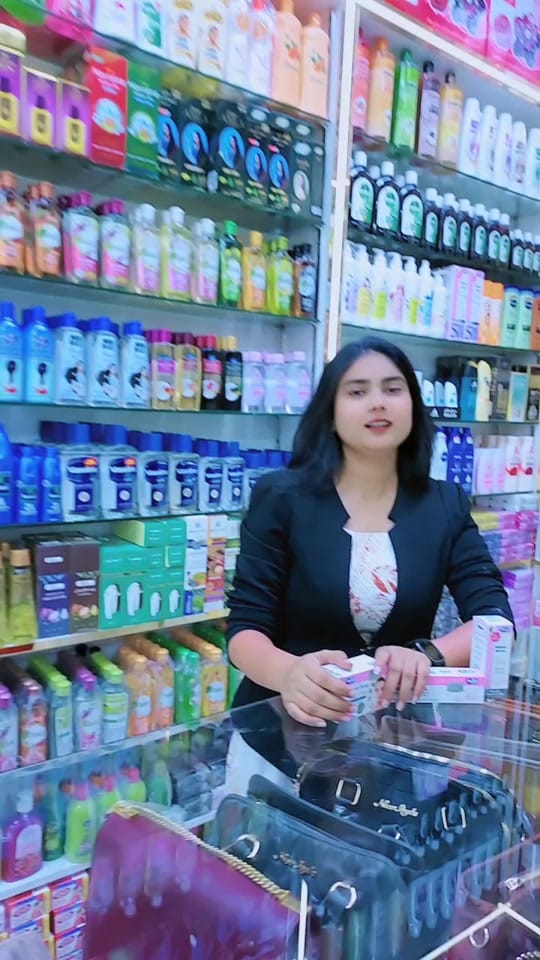 Post 6 by Nancy Rajput on TikTok (video)