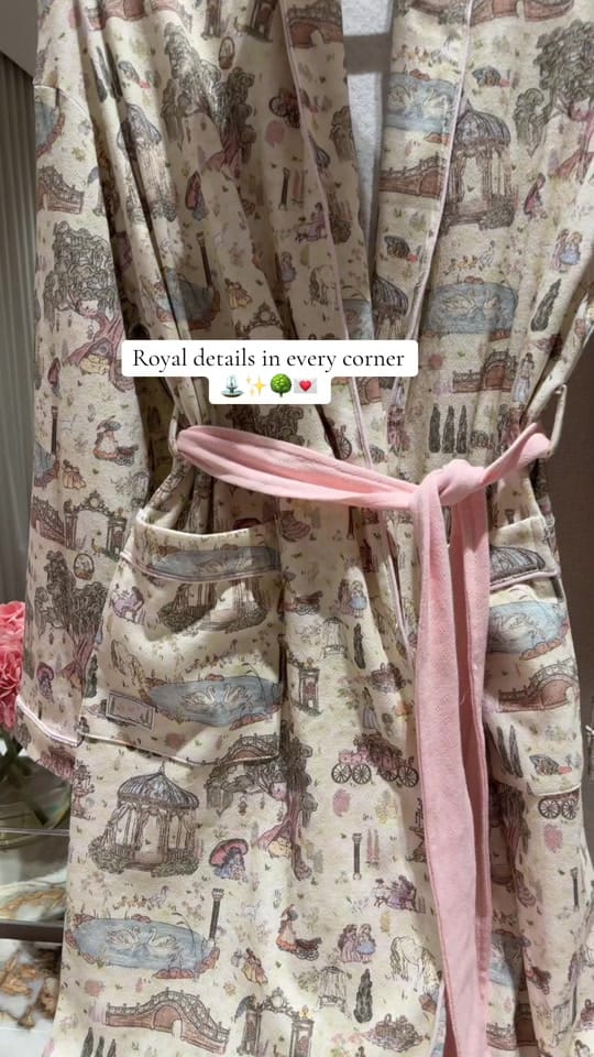 Post 7 by Byfsk store on TikTok (video)