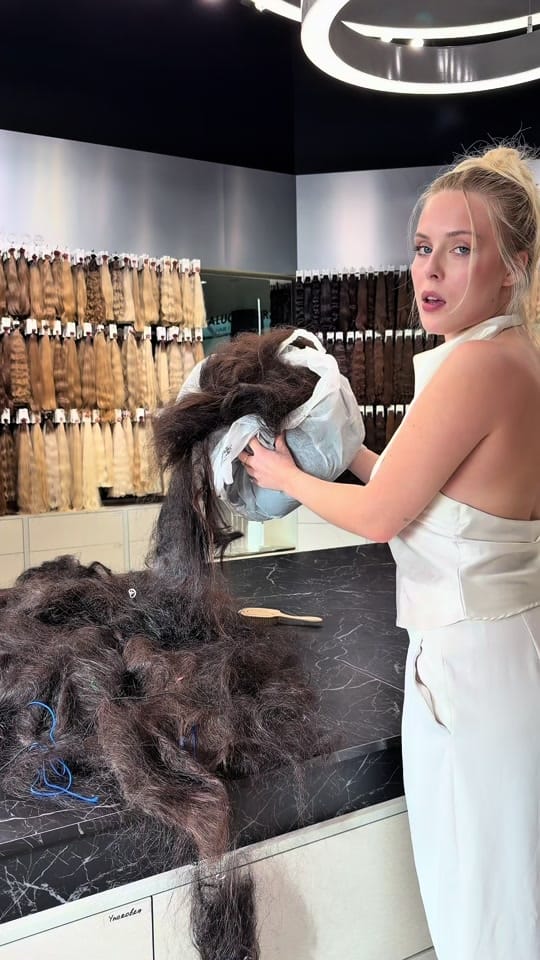 Post 2 by Kalugahair on TikTok (video)