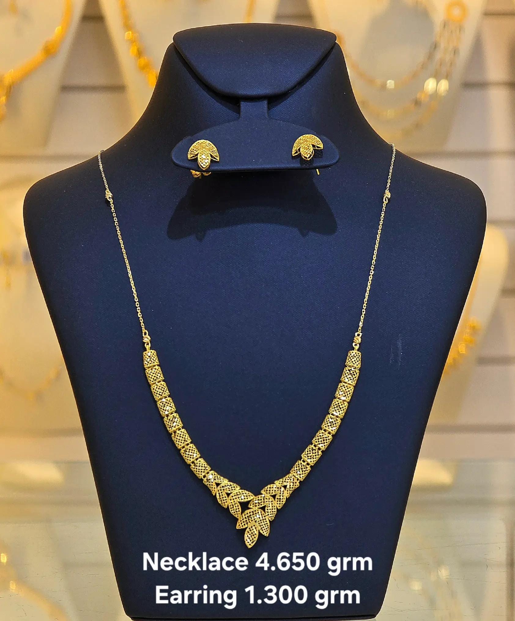 Post 7 by Al Haseena Jewellery on TikTok (video)
