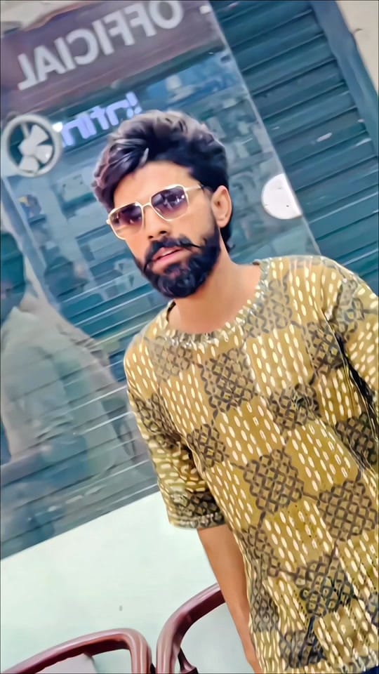 Post 3 by Tayyab Mobile Official on TikTok (video)