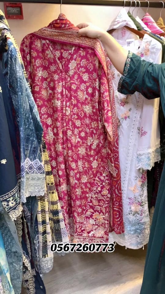 Post 5 by Dazzle Fashions on TikTok (video)