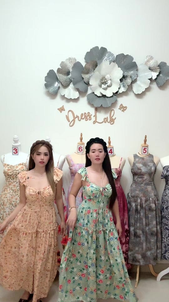 Post 8 by ᴅʀᴇꜱꜱ ʟᴀʙ ᴄᴏʟʟᴇᴄᴛɪᴏɴ˚.🎀༘⋆ on TikTok (video)