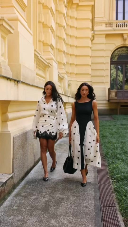 Post 4 by Chic Le Frique on TikTok (video)