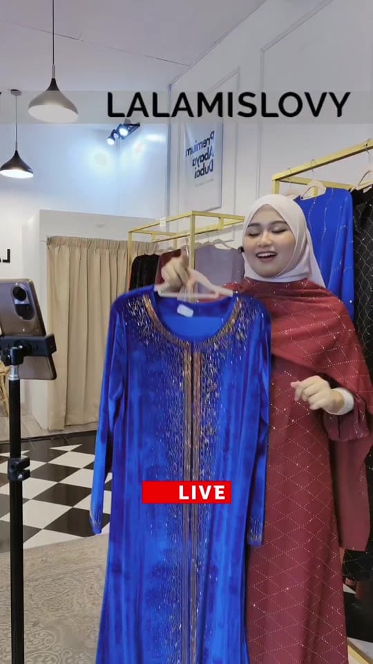 Post 1 by Lala Mislovy on TikTok (video)