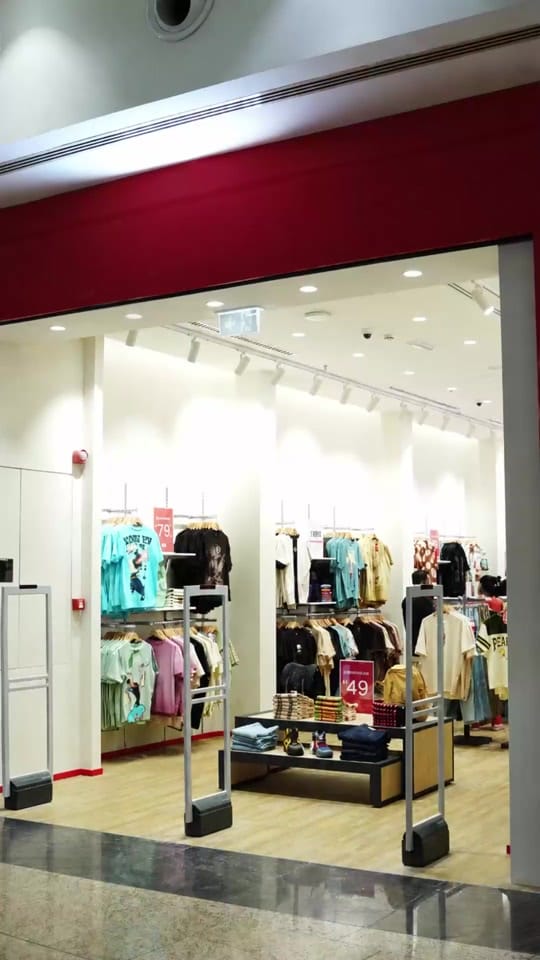 Post 1 by Sahara Centre on TikTok (video)