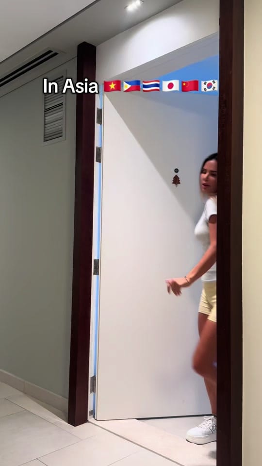 Post 10 by alice_lex1 on TikTok (video)