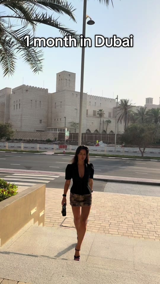 Post 2 by alice_lex1 on TikTok (video)