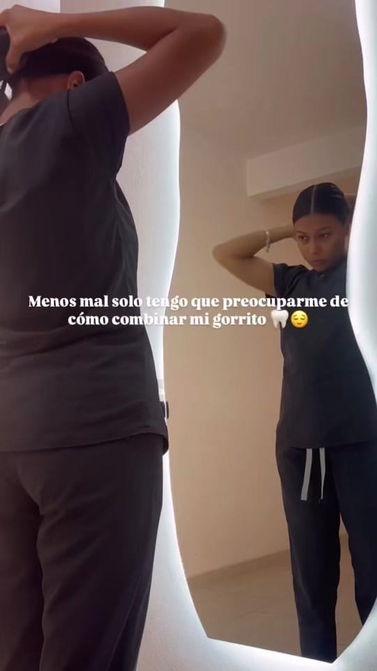 Post 9 by Dra Adri✨ on TikTok (video)