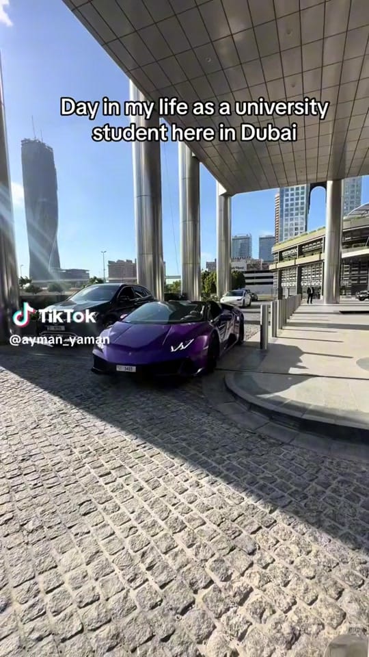 Post 1 by Eatkrave on TikTok (video)