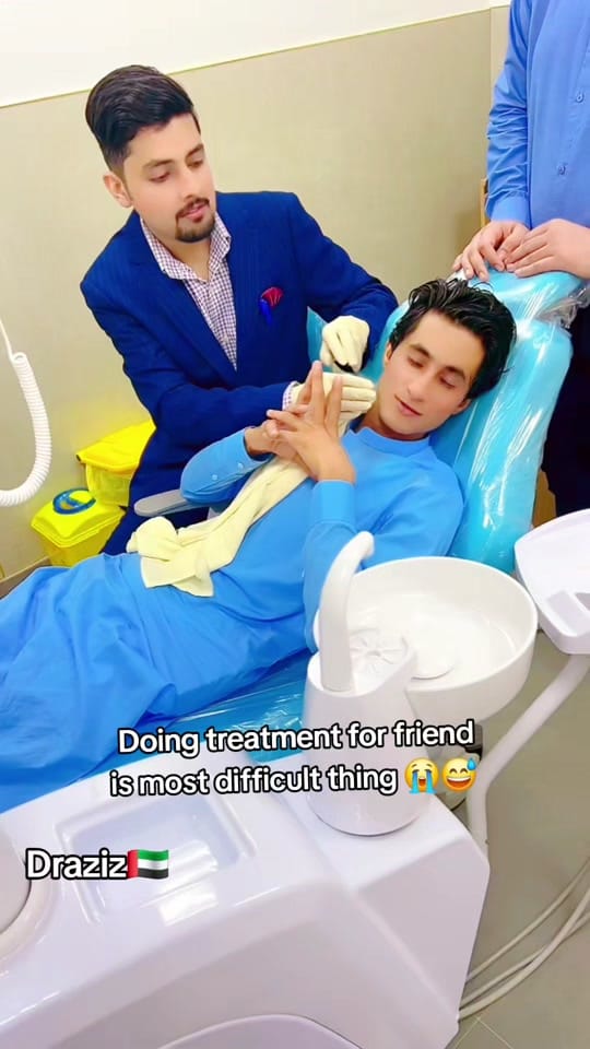 Post 8 by 🇦🇪Dr Aziz khan official on TikTok (video)