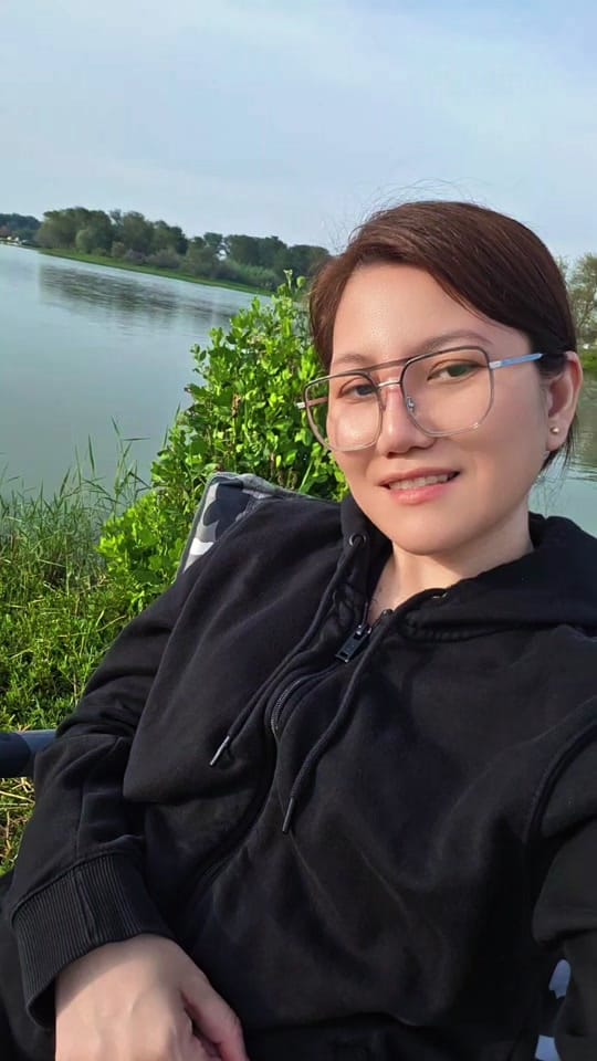 Post 6 by Nora on TikTok (video)