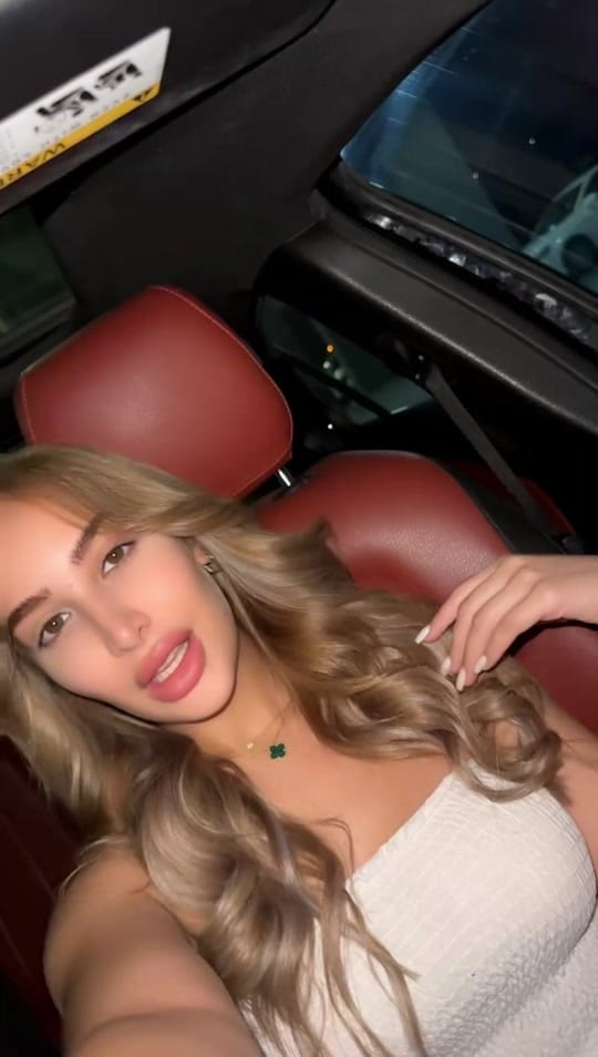 Post 2 by Sara Nasseredine 🇦🇪 on TikTok (video)