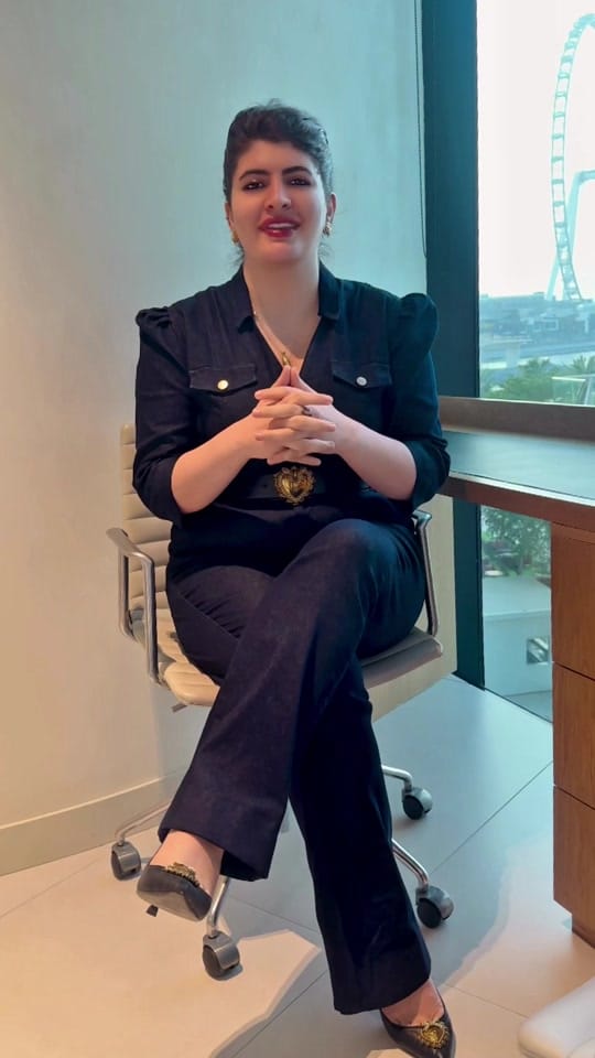 Post 2 by Dr Shiva F, cosmetologist, MD on TikTok (video)