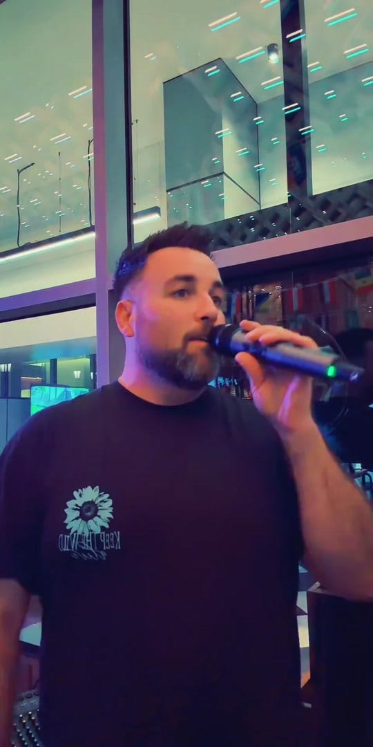 Post 1 by johnandrewlive on TikTok (video)