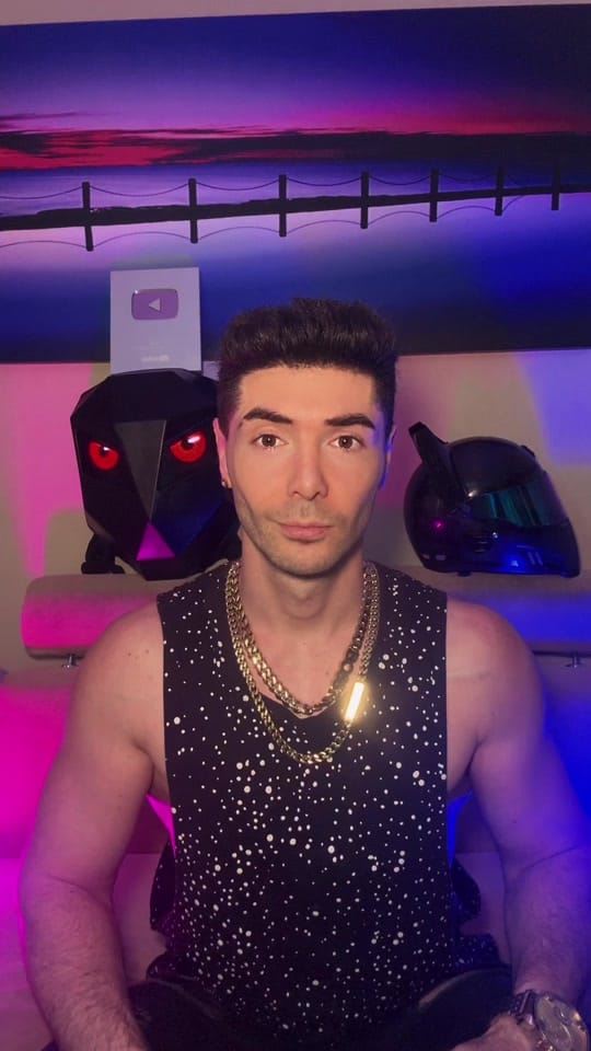 Post 9 by exian33 on TikTok (video)