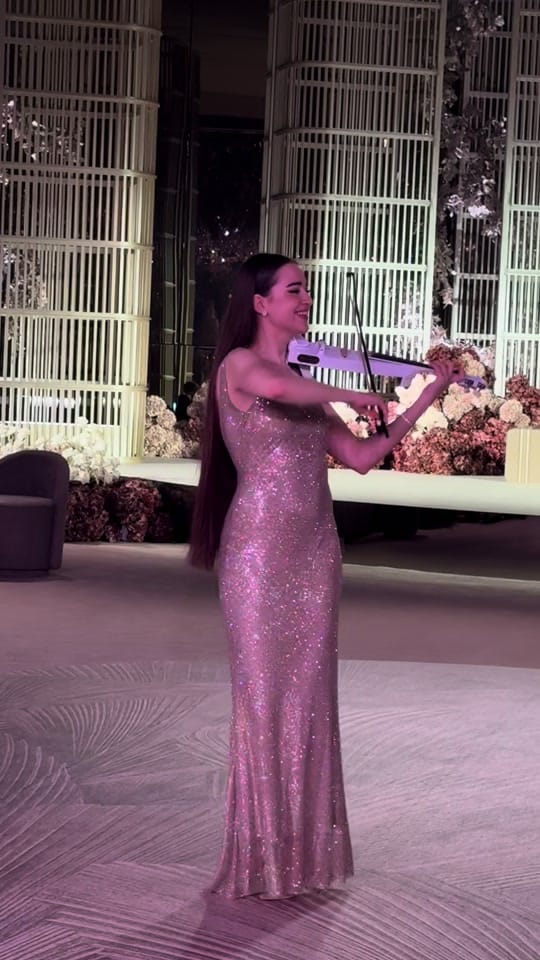 Post 6 by NASTASIYA on TikTok (video)